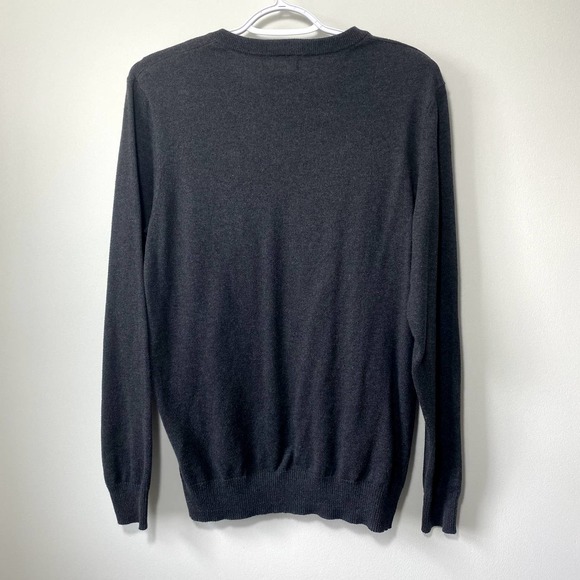 2 Old Navy V-neck Sweaters - Picture 4 of 12